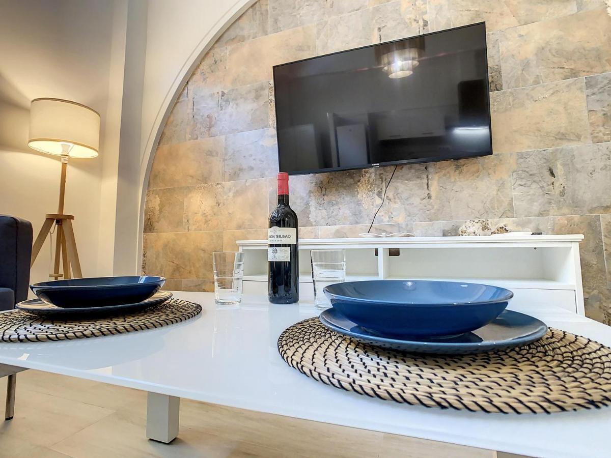 Apartcity Triana Seville Luaran gambar