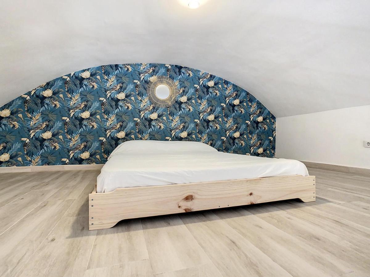 Apartcity Triana Seville Luaran gambar